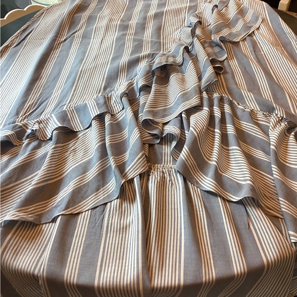 TORRID BLUE STRIPED SKIRT - Picture 7 of 9